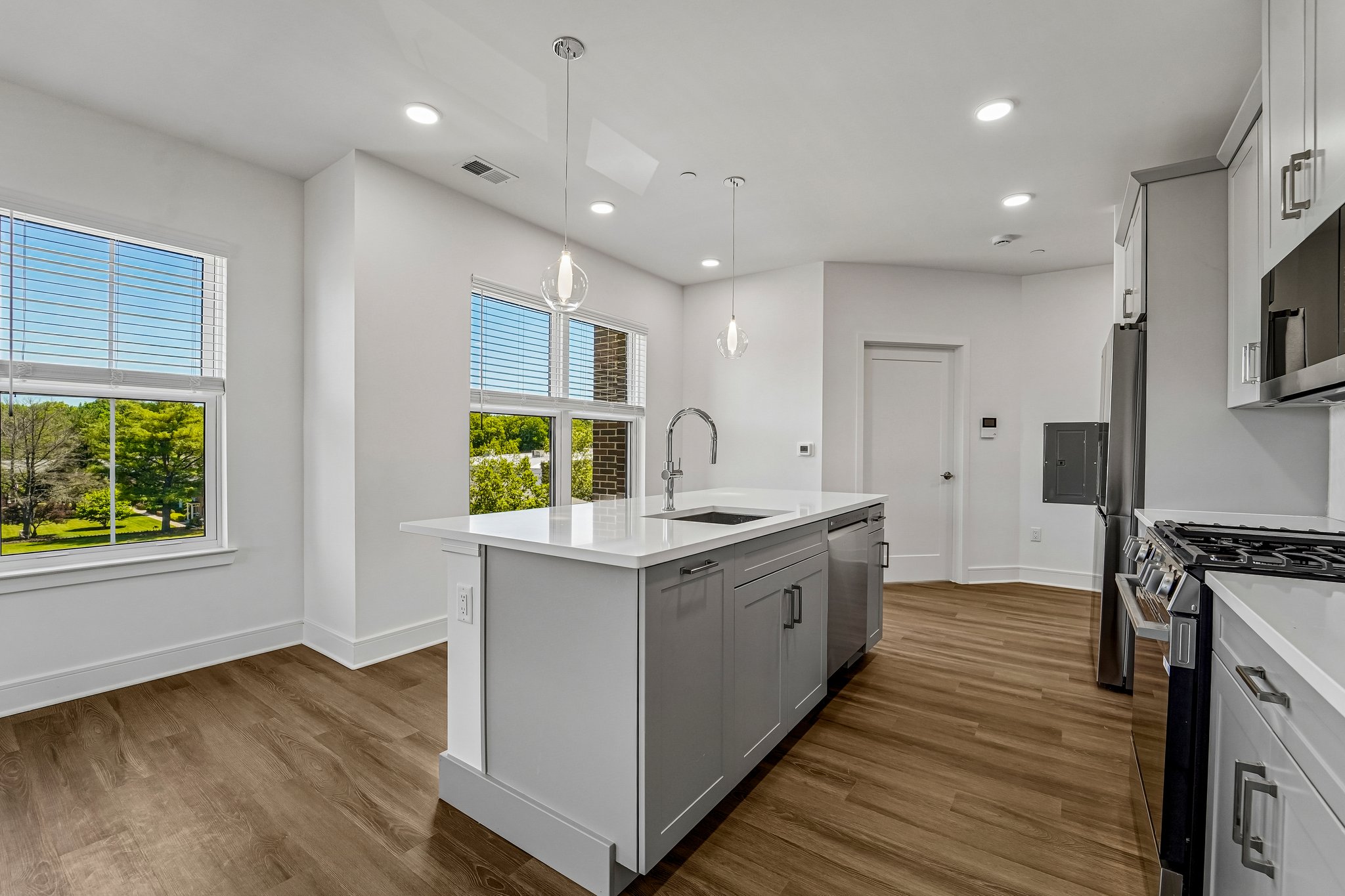 Gallery Photo 61